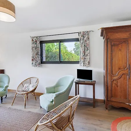 Holiday home Maison Des Hotes - Dordogne Saint-Crepin-d'Auberoche