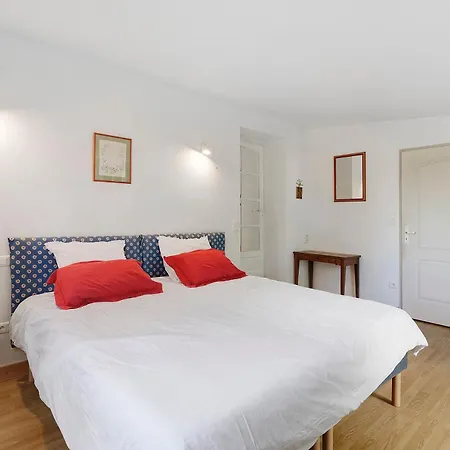 Holiday home Maison Des Hotes - Dordogne Saint-Crepin-d'Auberoche